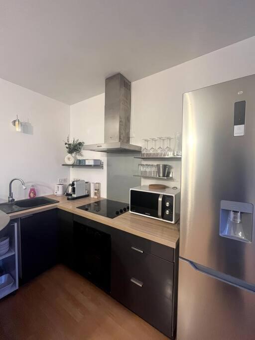 Wondersuite Appartement - Centre Ville Avec Parking Couvert -15Mn De Paris Et 10 Mn De Stade De France, Wifi, Netflix Deuil-la-Barre Exteriör bild