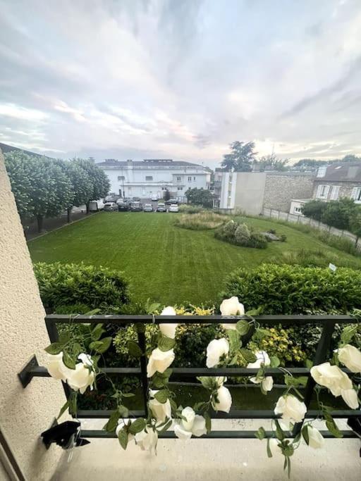 Wondersuite Appartement - Centre Ville Avec Parking Couvert -15Mn De Paris Et 10 Mn De Stade De France, Wifi, Netflix Deuil-la-Barre Exteriör bild
